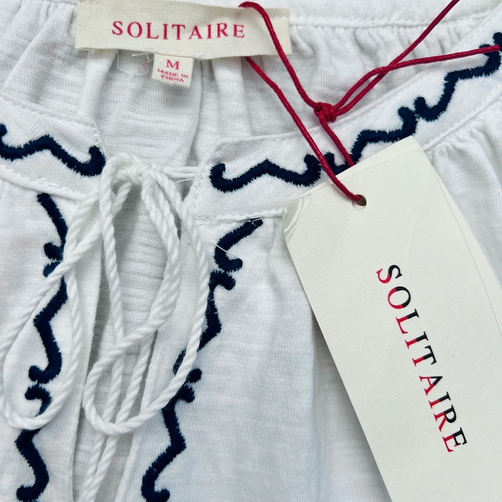 NWT Solitaire Embroidered Boho Peasant Top Medium - Picture 4 of 5